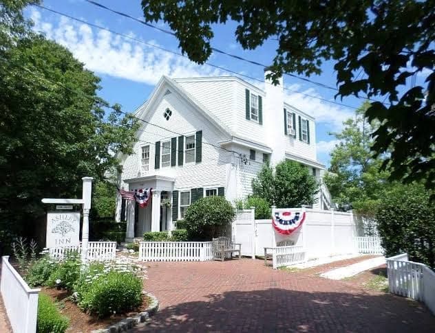 Ashley Inn, Bed & Breakfast in Edgartown