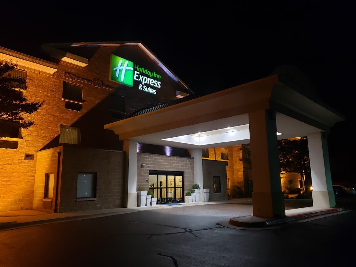 Holiday Inn Express & Suites Edmond by IHG, Hotel in Edmond