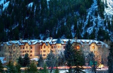 The Ascent by East West Hospitality, Hotel in Edwards