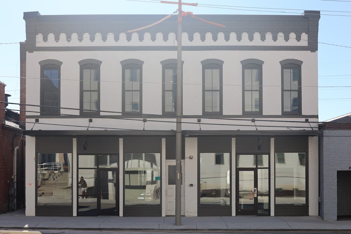 Urban Collective Boutique Hotel, Hotel in Edwardsville