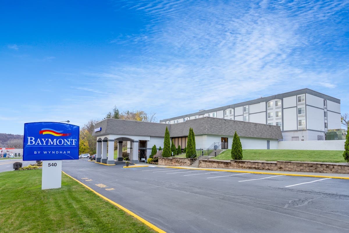 Baymont by Wyndham White Plains - Elmsford, Hotel in Elmsford