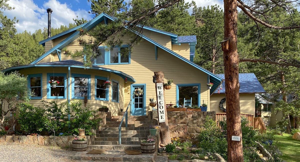 Riversong Inn Retreat, Hotel in Estes Park