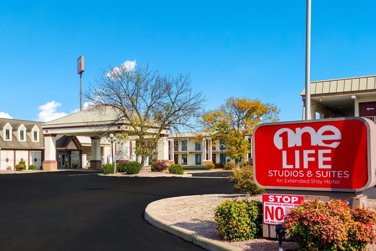 1 Life Studios & Suites, Hotel in Evansville
