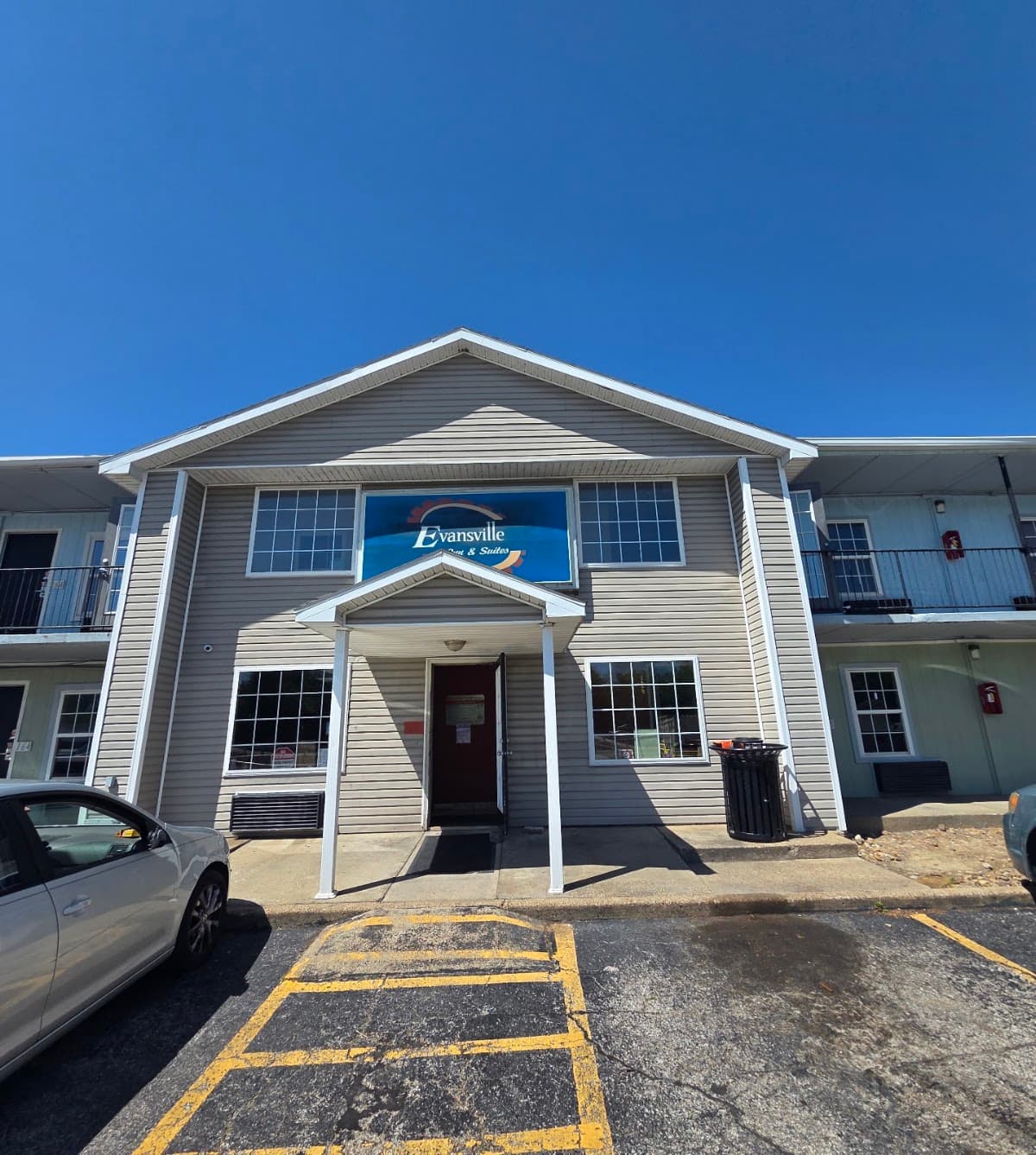 Evansville inn and suites, Motel in Melody Hill