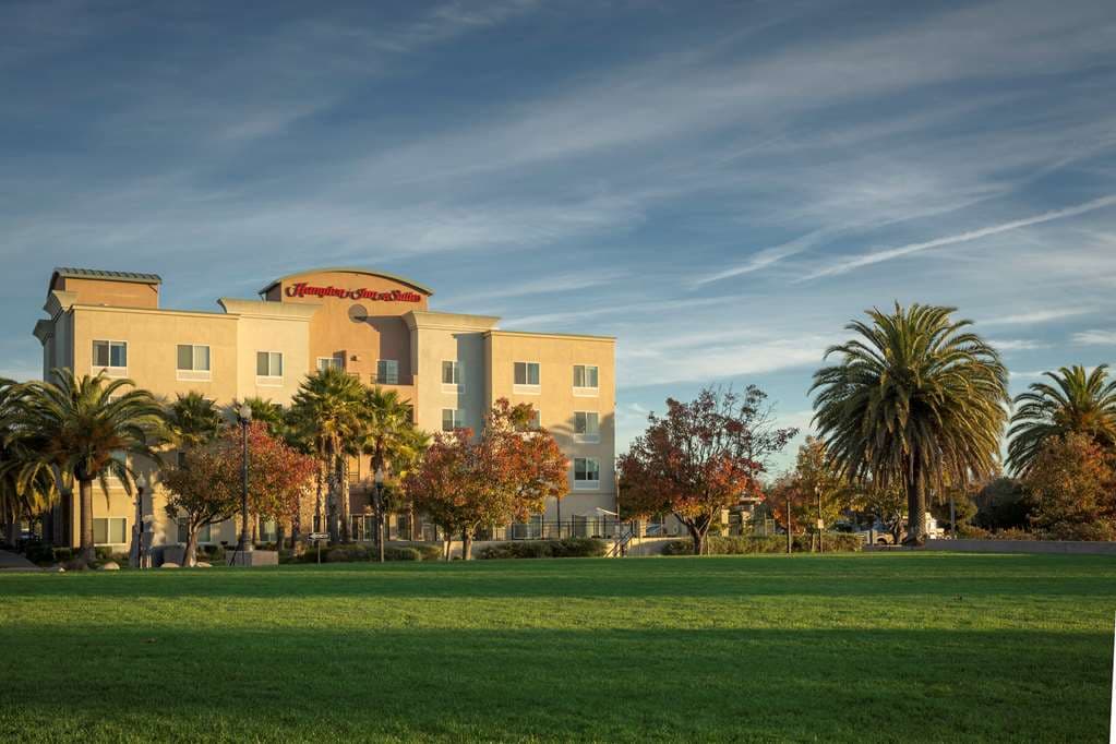 Hampton Inn and Suites Suisun City Waterfront, Hotel in Suisun