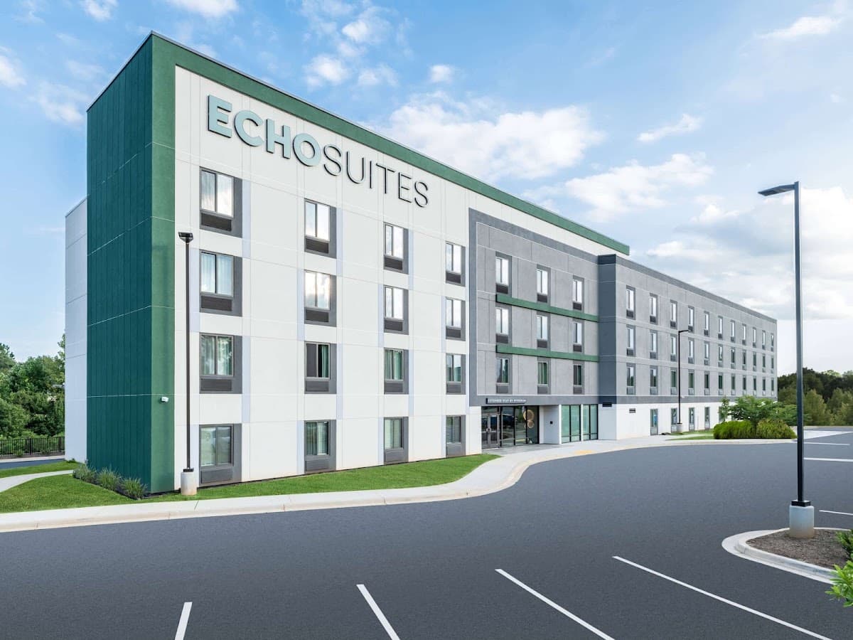 ECHO Suites Extended Stay by Wyndham Spartanburg, Hotel in Fairforest
