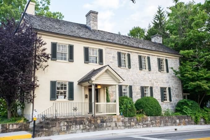 Thomas Rose Inn, Hotel in Fairlea