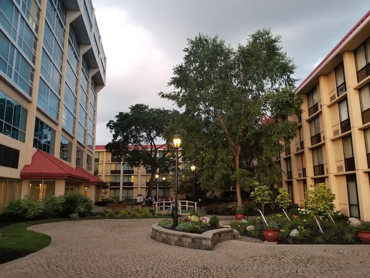 Wyndham Cleveland Airport, Hotel in Brook Park