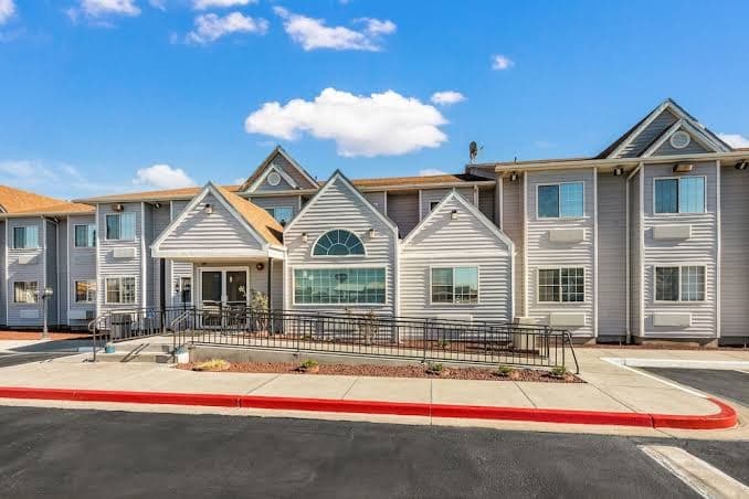 Quality Inn & Suites near NAS Fallon, Hotel in Fallon