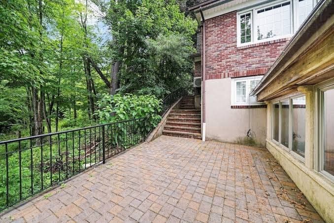 Cozy Winter Villa Heated Indoor Pool Private Yard, Holiday Home in Fallsburg