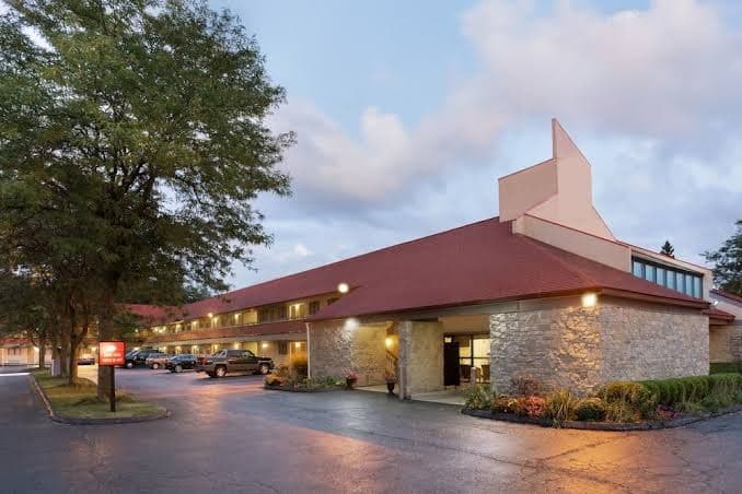 Super 8 by Wyndham Findlay, Hotel in Findlay