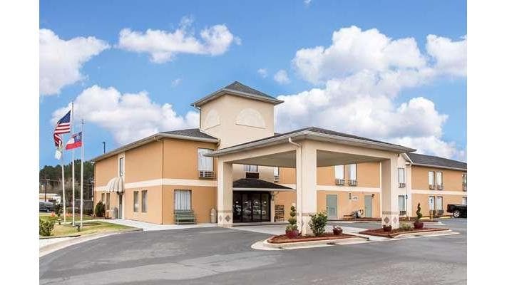Quality Inn Fitzgerald, Hotel in Fitzgerald