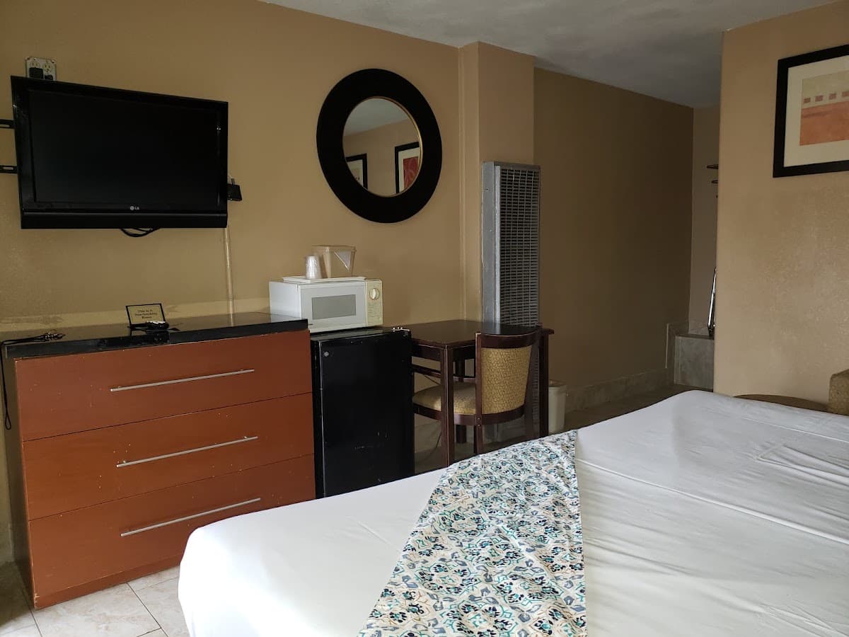 Pinecrest Inn & Suites, Hotel in Flagstaff