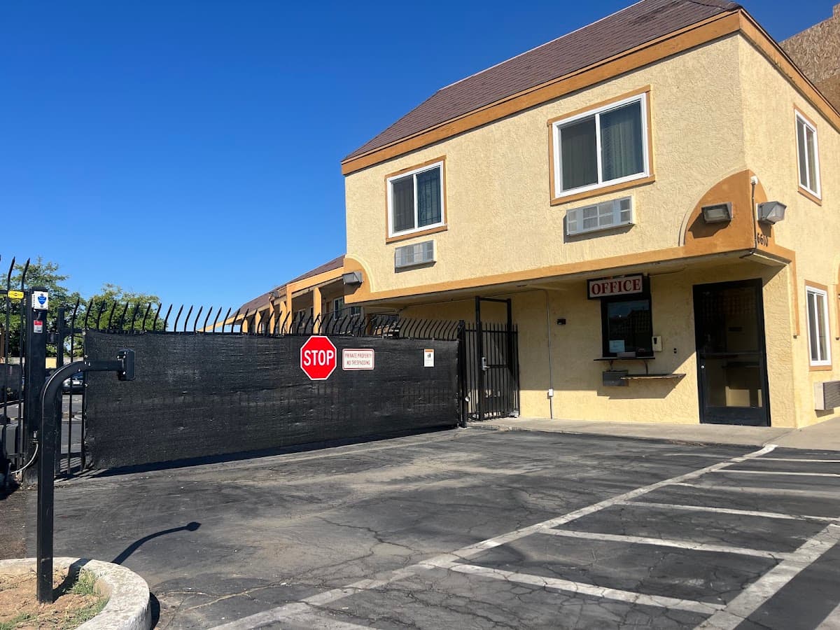 Gold Star Inn & Suites, Aparthotel in Parkway