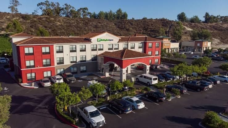 Holiday Inn Express & Suites Lake Forest - Irvine East by IHG, Hotel in Lake Forest
