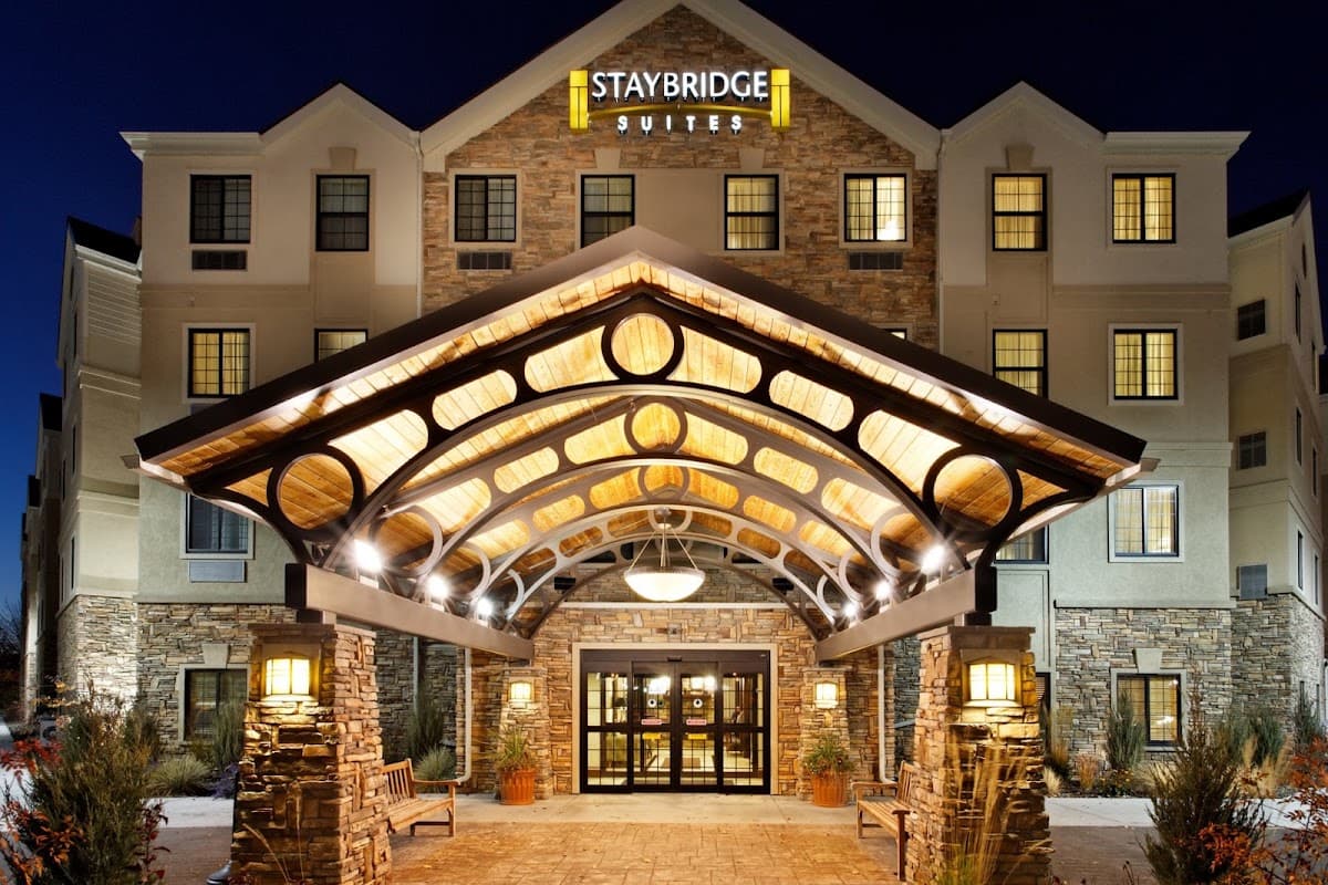 Staybridge Suites Myrtle Beach - West by IHG, Aparthotel in Forestbrook