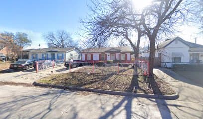 B&B landscaping and Lanwcare, Bed & Breakfast in Fort Worth