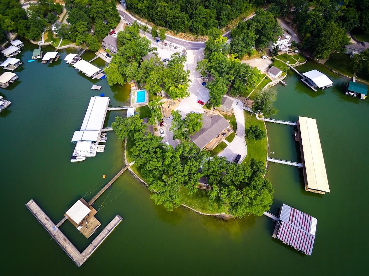 Point Randall Resort, Resort in Lake Ozark