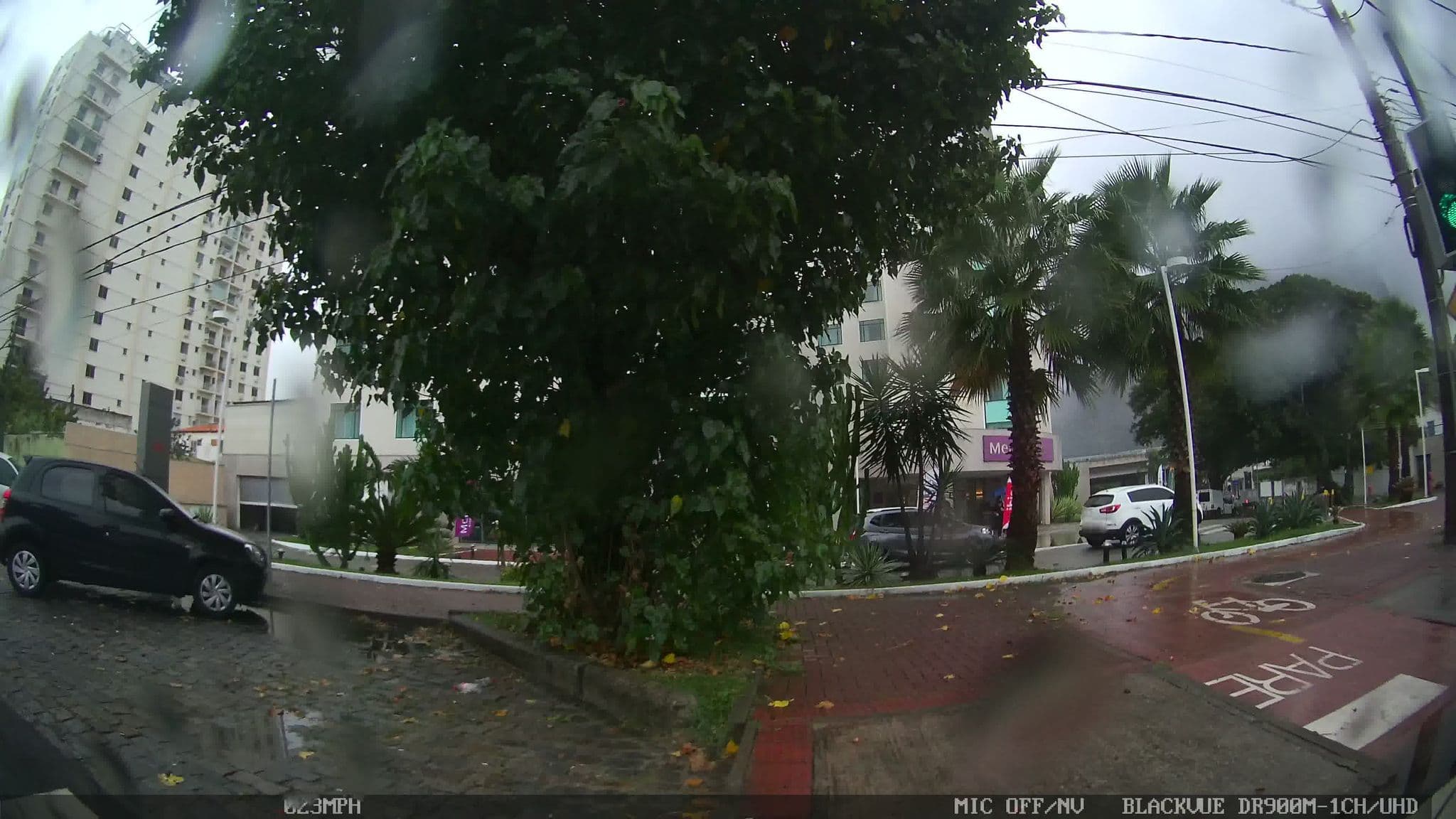 Street view near Ibis, São Conrado — © kaart_1 (CC BY-SA · Mapillary)