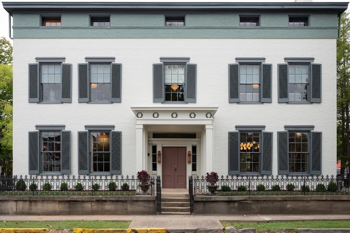 The Ashbrook Hotel, Hotel in Frankfort