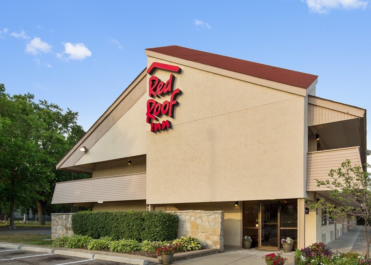 Red Roof Inn Detroit - St Clair Shores, Hotel in Fraser