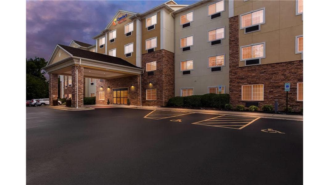 Comfort Suites Grayslake near Libertyville North, Hotel in Gages Lake
