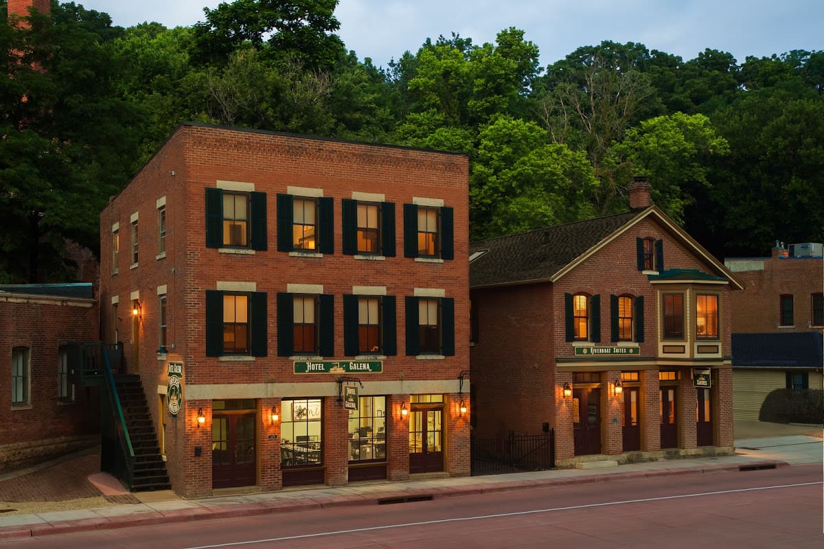 Riverboat Suites, Hotel in Galena