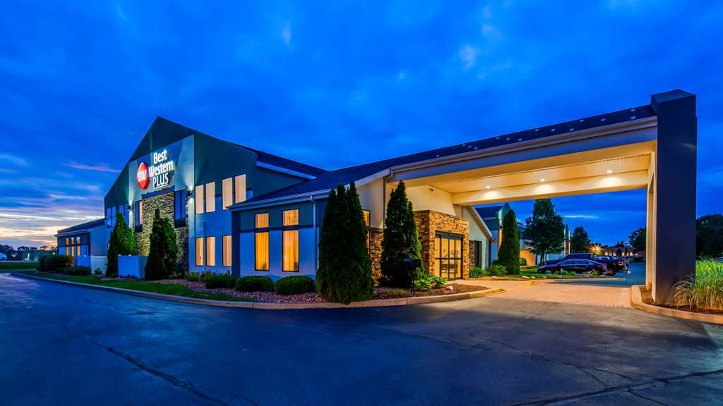 Syracuse Grand, Hotel in Galeville