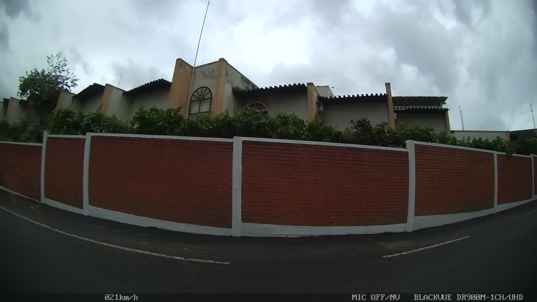 Street view near Ville Motel, Barra da Tijuca — © kaart_1 (CC BY-SA · Mapillary)