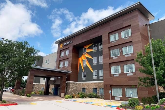 La Quinta Inn & Suites by Wyndham Schertz, Hotel in Garden Ridge