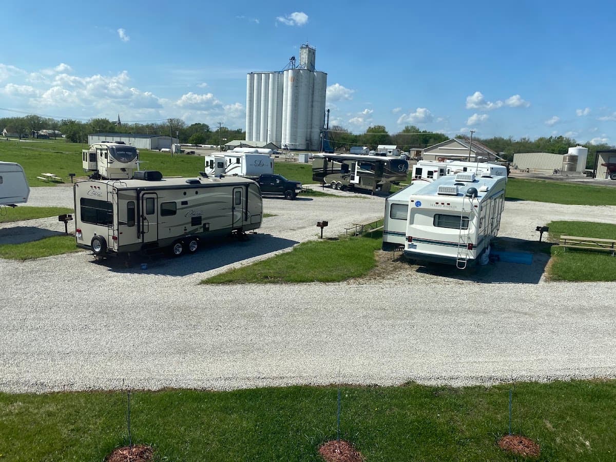 GARNETT HOTEL & RV PARK, Hotel in Garnett