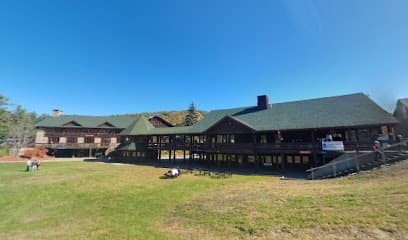 Guest services lodge, Resort in Gilford