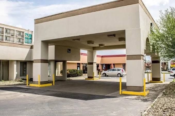 Baymont by Wyndham Youngstown, Hotel in Girard