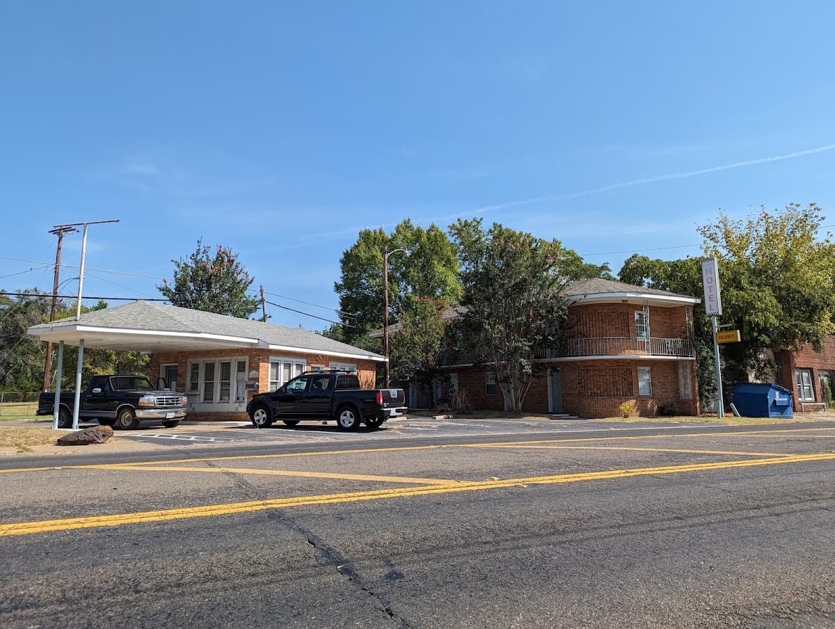 Dixie Motel Bed & Breakfast, Hotel in Gladewater