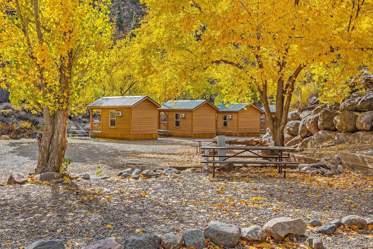 Glenwood Canyon Resort, Hotel in Glenwood Springs