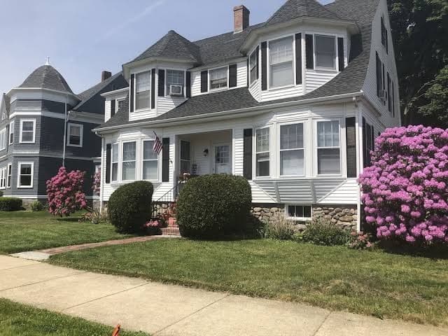 The Hydrangea Inn, Bed & Breakfast in Gloucester