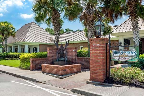 Clarion Inn Conference Center, Hotel in Gonzales