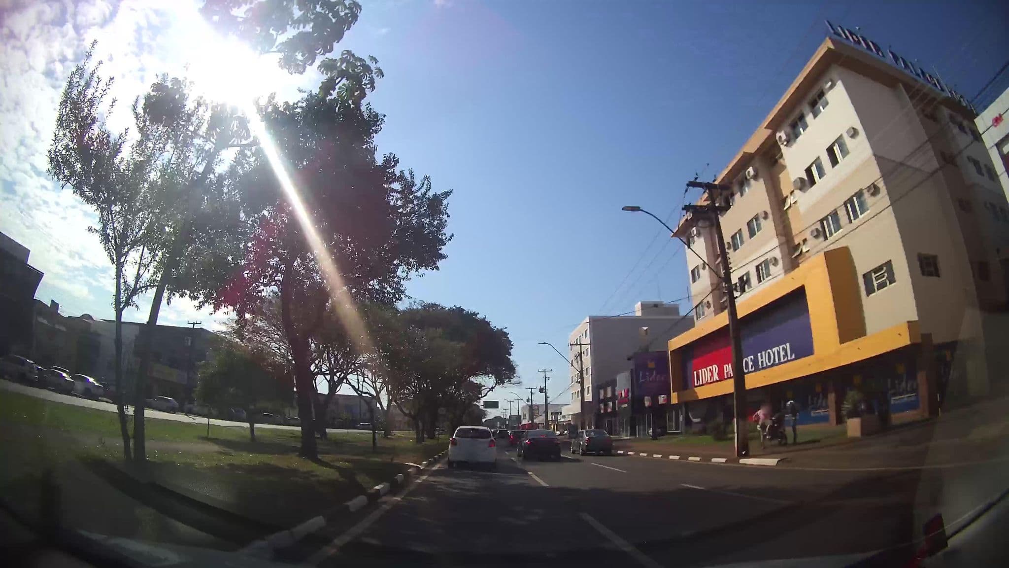 Street view near Líder Palace Hotel, Foz do Iguaçu — © marciosampaio (CC BY-SA · Mapillary)