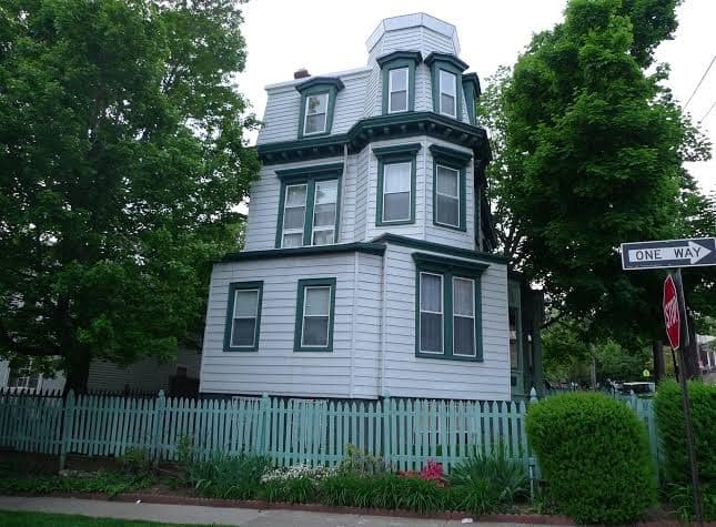 Fort Pl B&B & Gallery, Hotel in Tompkinsville