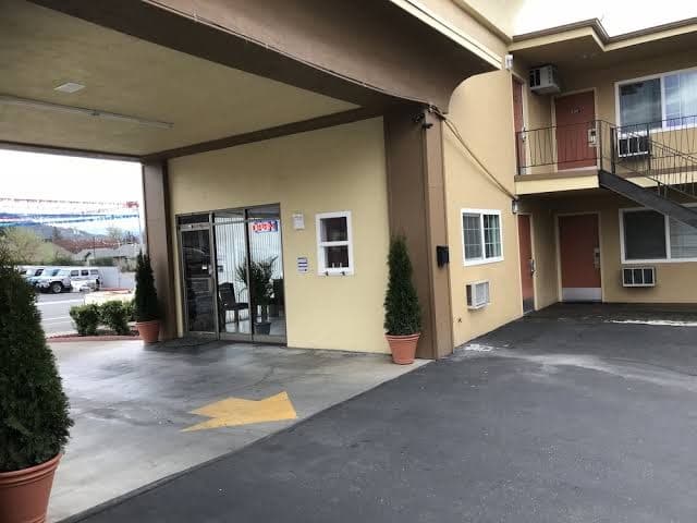 Sunset Inn, Lodge in Grants Pass