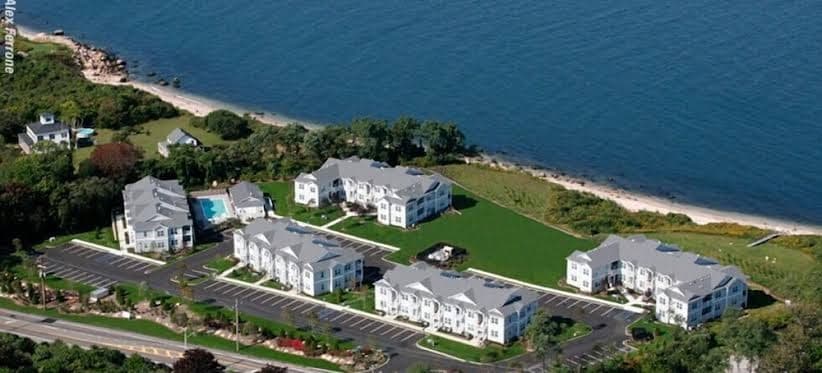 The Cliffside Resort Condominiums, Hotel in Greenport West