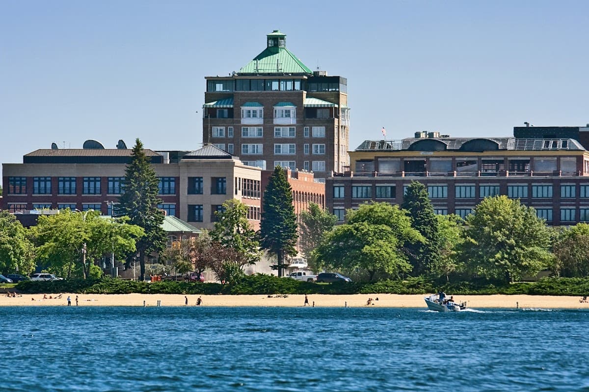 Park Place Hotel and Conference Center, Hotel in Traverse City