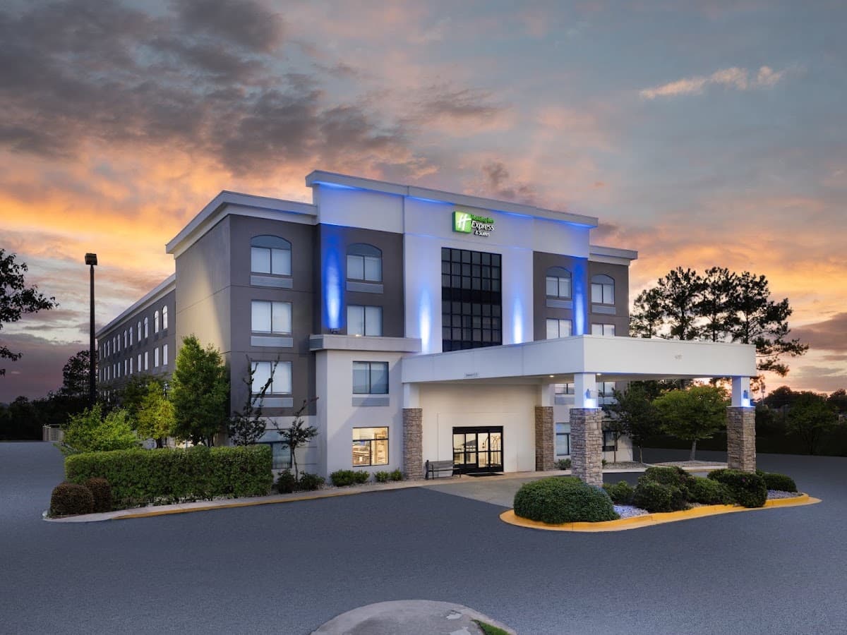 Holiday Inn Express & Suites Augusta West - Fort Gordon by IHG, Hotel in Evans