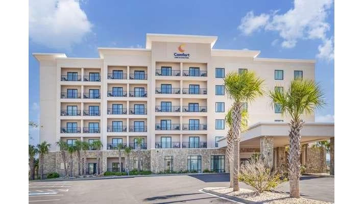 Comfort Inn & Suites Gulf Shores East Beach near Gulf State Park, Hotel in Gulf Shores