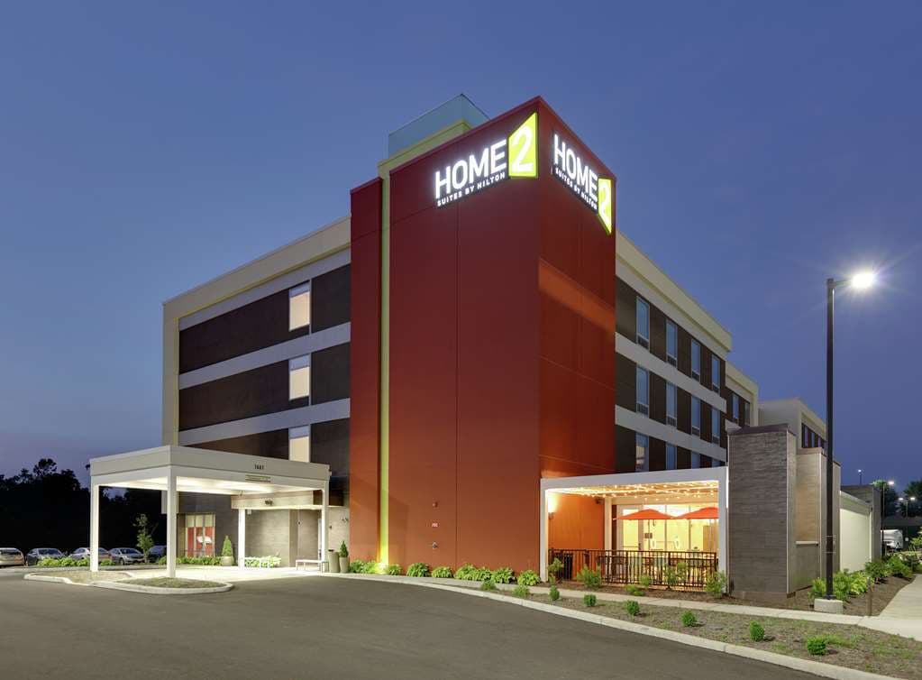 Home2 Suites by Hilton Hagerstown, Hotel in Halfway