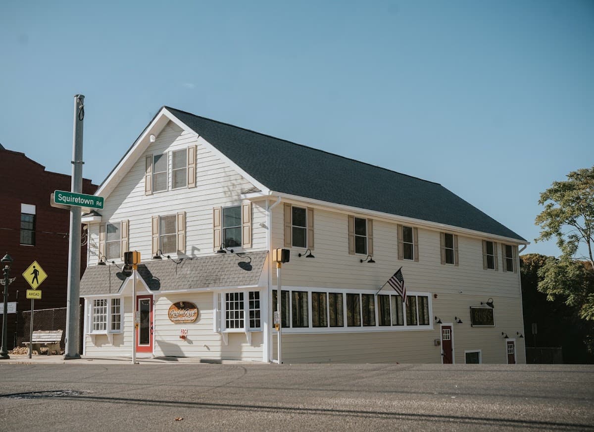 Hampton Bays Hotel On Main, Hotel in Hampton Bays