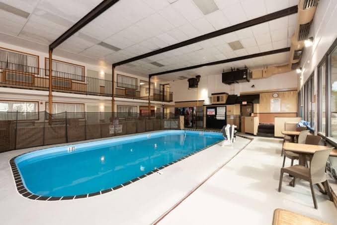 Quality Inn Havre - Double Room with Two Double Beds, Hotel in Havre