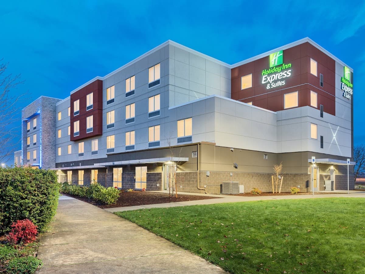 Holiday Inn Express & Suites Salem North - Keizer by IHG, Hotel in Hayesville