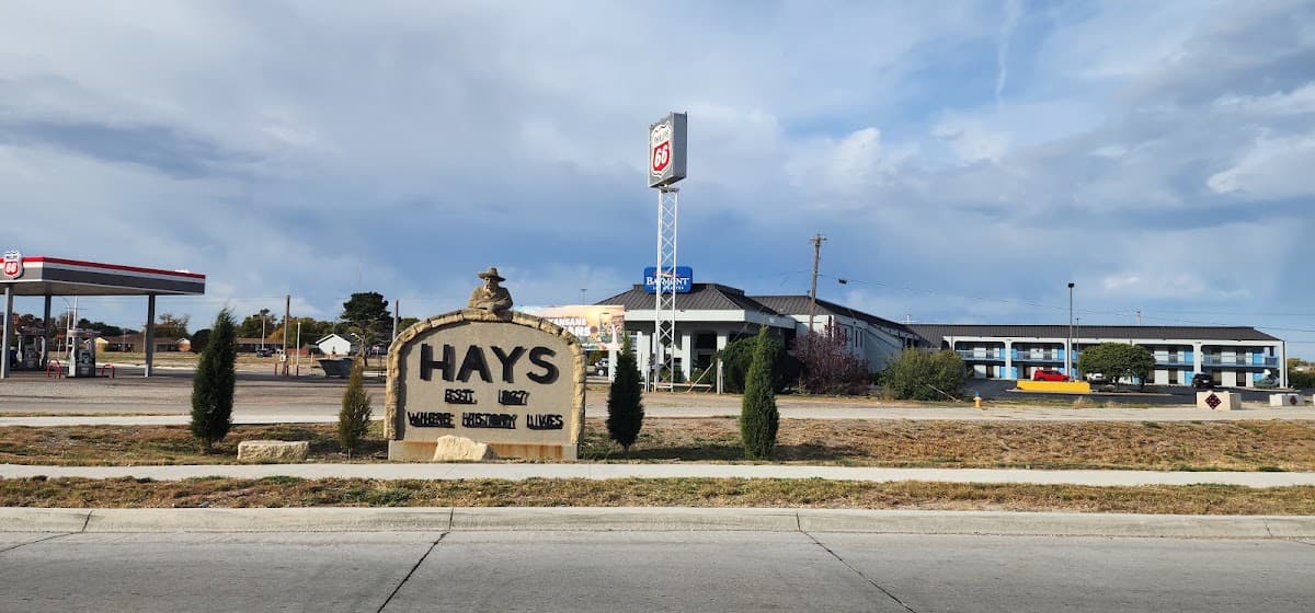 Baymont by Wyndham Hays, Hotel in Hays