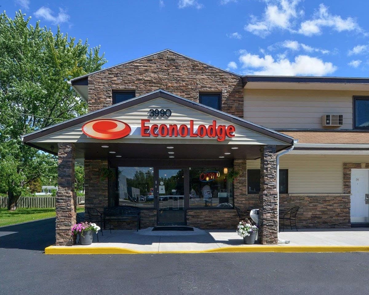 Econo Lodge Rochester I-90 & I-390, Hotel in Henrietta